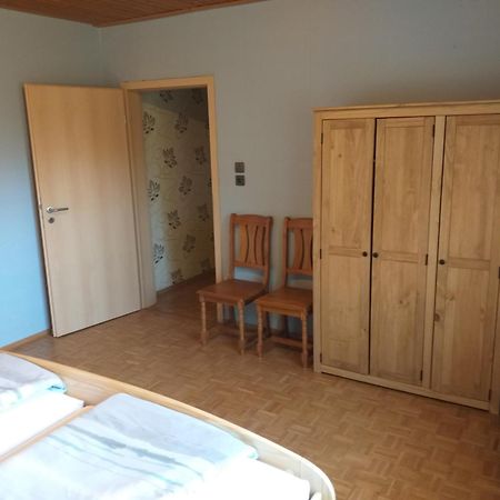 Apartment Zwei Schlafzimmer- Betten In Komforthoehe Baumholder Exterior photo