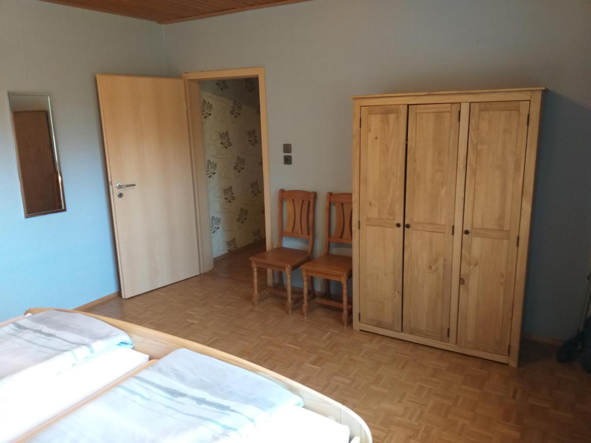 Apartment Zwei Schlafzimmer- Betten In Komforthoehe Baumholder Exterior photo